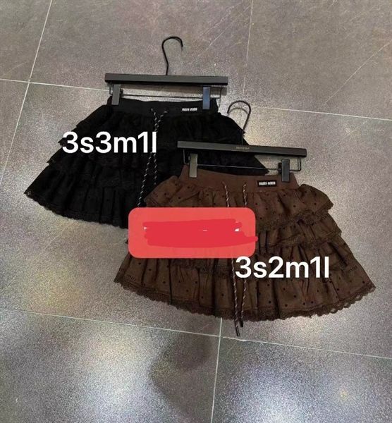 CVN Miu nhung chấm bi viền ren tầng