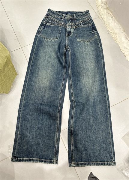 QD jean suông túi đính đá ngọc
