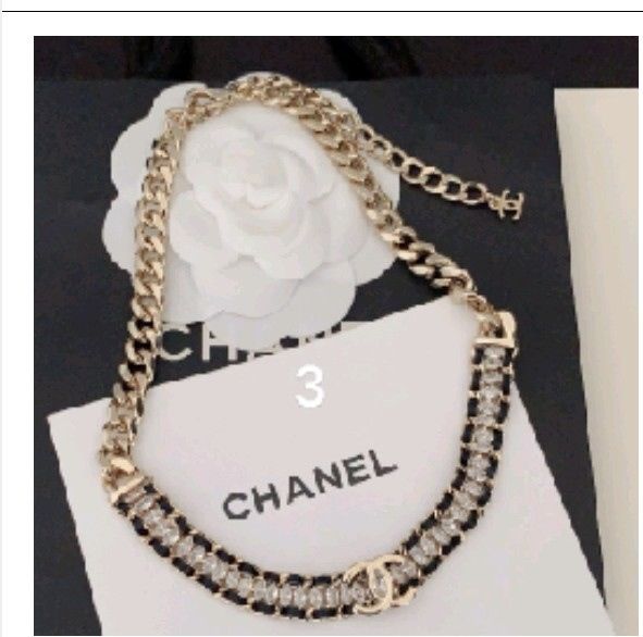 VC C chocker nửa dây xích mặt đen bện mix đá
