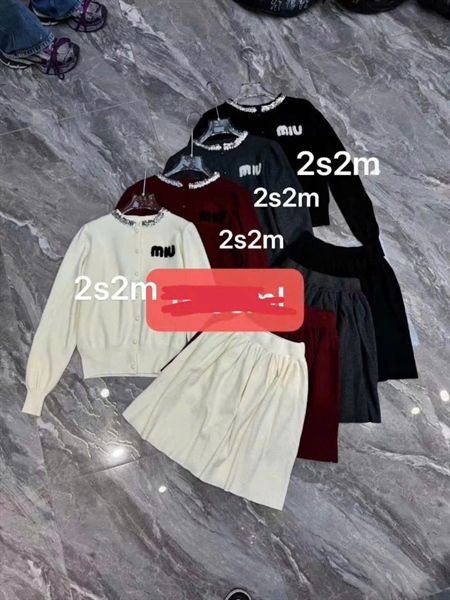 Set Miu len ak cổ tròn viền cườm cvn