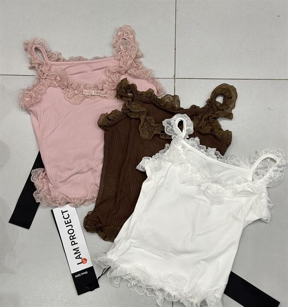 Áo 2 dây viền ren gấu ren hoa