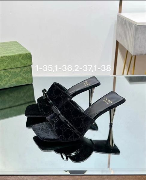 Guốc Gucci nhung mũi vuông - 5p