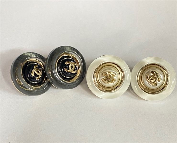 KT C cúc tròn viền trong