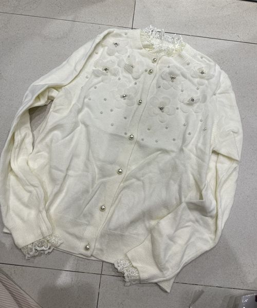 AKN len đính hoa voan ngọc viền ren