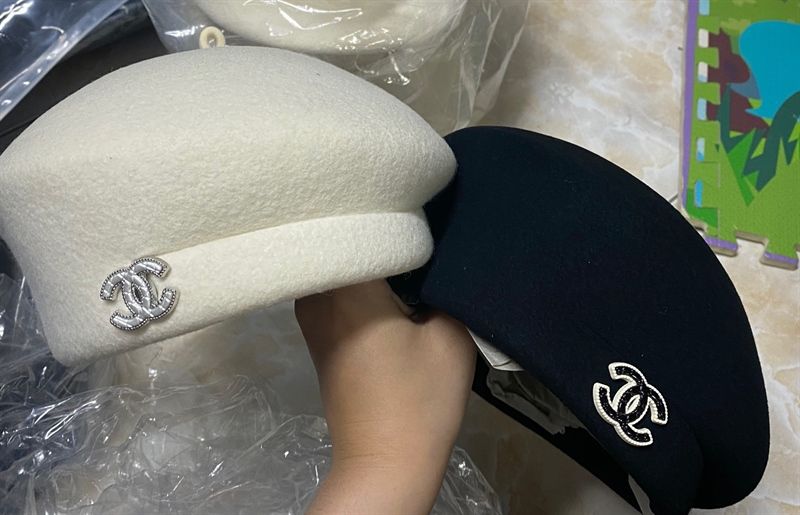 Mũ nồi dạ C đính tag X