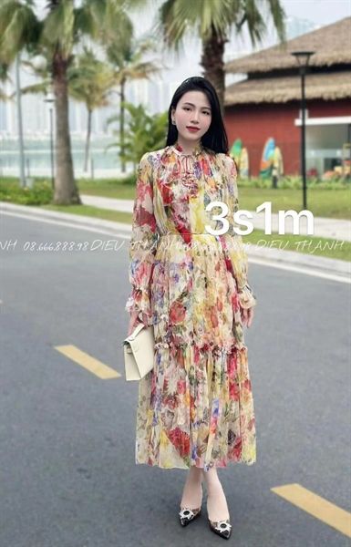 Váy Zim dài tay hoa vàng kèm váy 2 dây