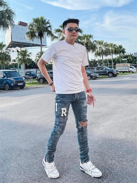 Quần Jean SC Amiri Chữ Đùi Thêu