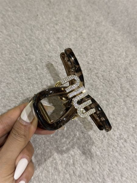 Kẹp Miu xà cừ chữ đá (ngắn)