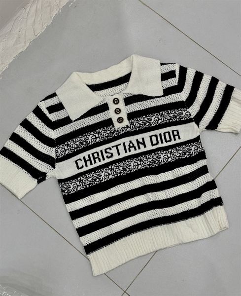 ANTN len D cổ trắng kẻ ngang chữ ngực