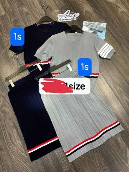 Set Thom len ant cổ tròn cv xếp li lỡ