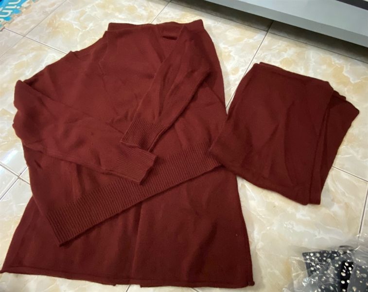 Set len adt cv kèm khăn cổ