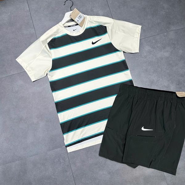 Bộ NT SC Nike Kẻ Ngang Logo Ngực
