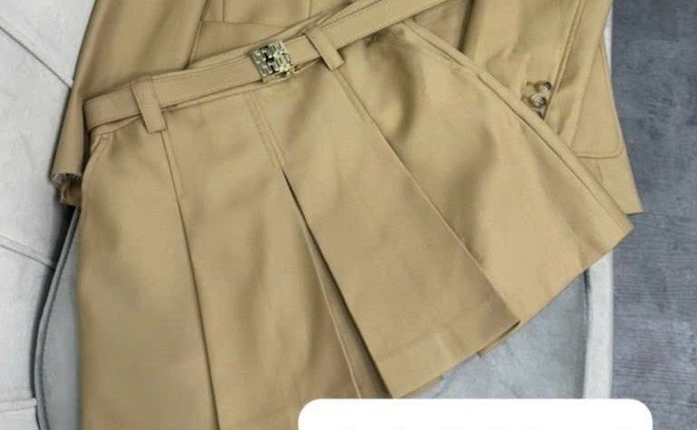 CVN Miu xếp li kèm belt (V)