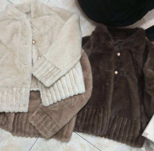 AKN lông cổ tài 4 cúc