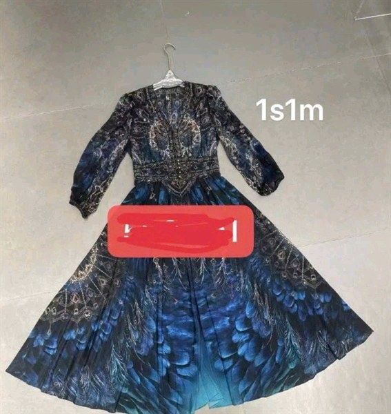 Váy to dài tay cổ tim viền đá dáng dài