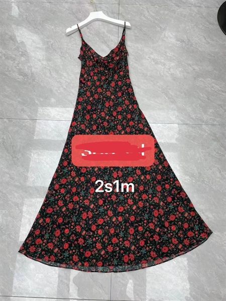 Váy 2 dây hoa đỏ nhí (*)