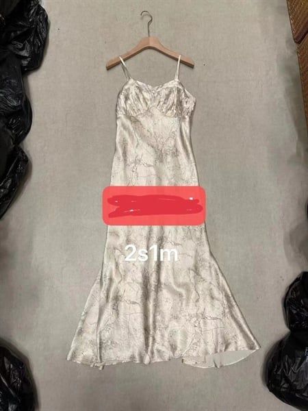 Váy 2 dây lụa xếp li ngực (*)