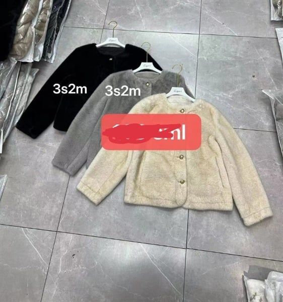 AKN lông cổ tròn 4 cúc