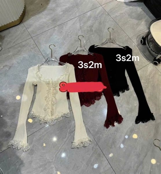 AKN len dọc viền ren