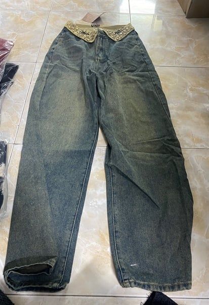 QD jean Miu cạp phối viền đá