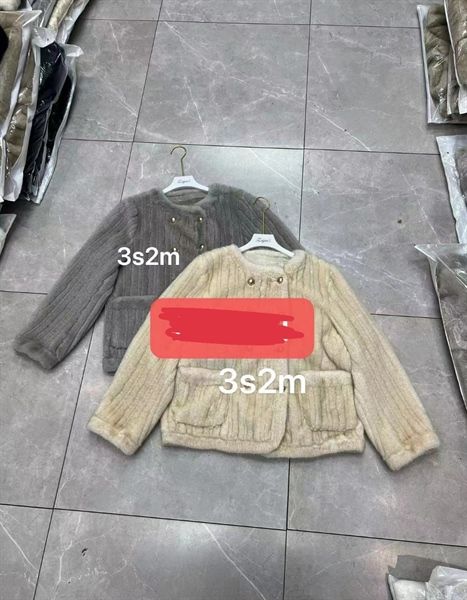 AKN lông sọc cổ tròn 8 cúc