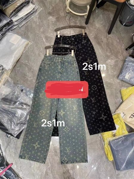 QD jean suông LV in họa tiết