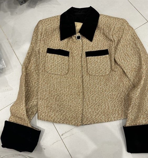 AKN dạ tweed cổ và tay phối nhung