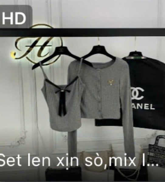 Set áo len 2 món áo 2 dây gắn nơ (V)
