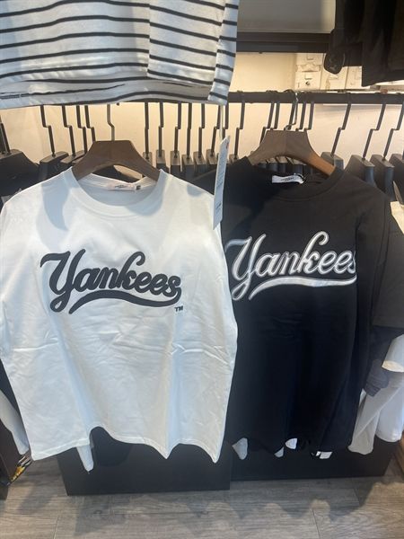 MK ANT QC Yankees 3159