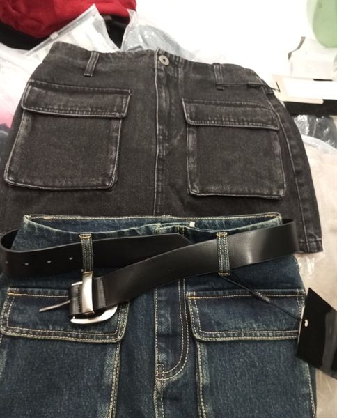 CVN LVYUHAN jean túi hộp kèm belt (V)
