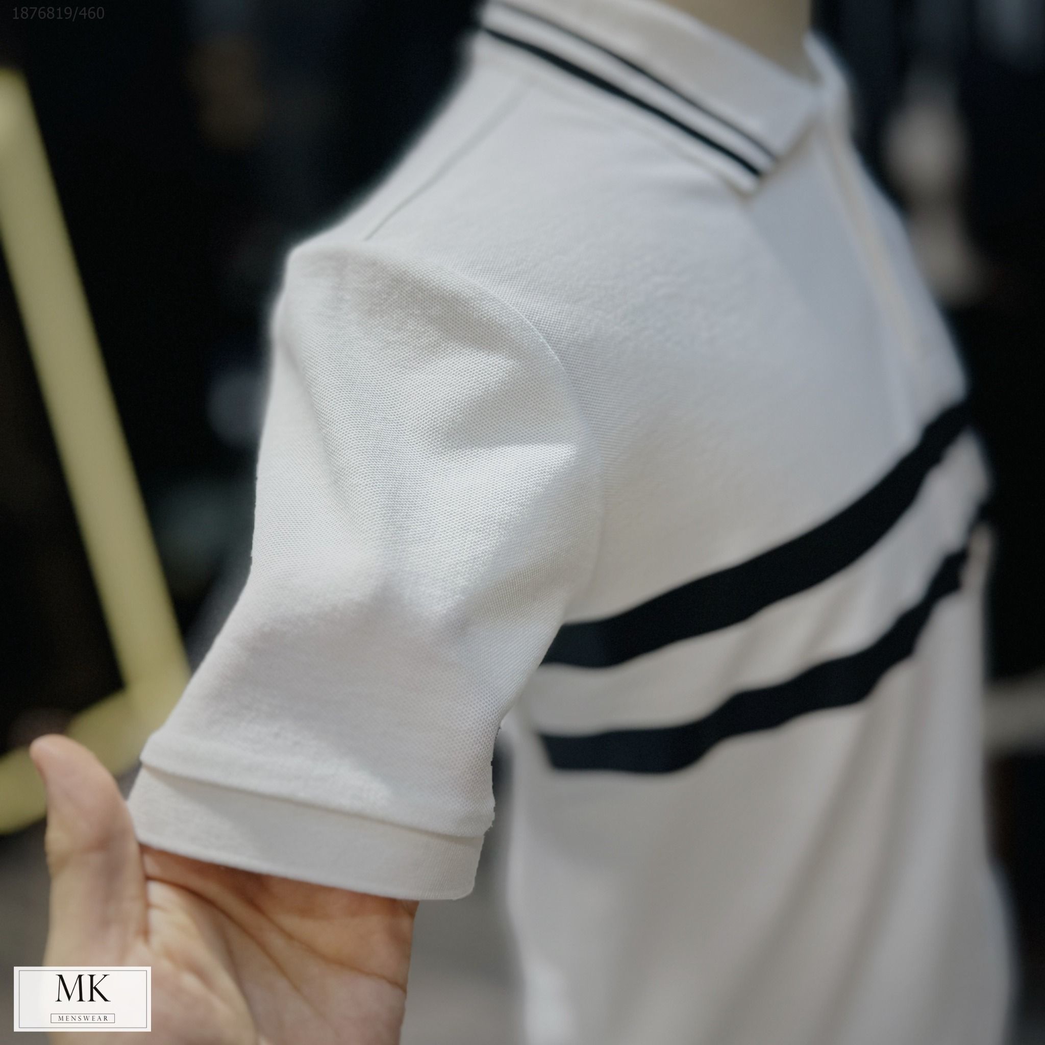 MK Áo Polo Ngắn Tay Nam Nữ G Màu Trắng Cải Cổ Kẻ Ngang Ngữ 24