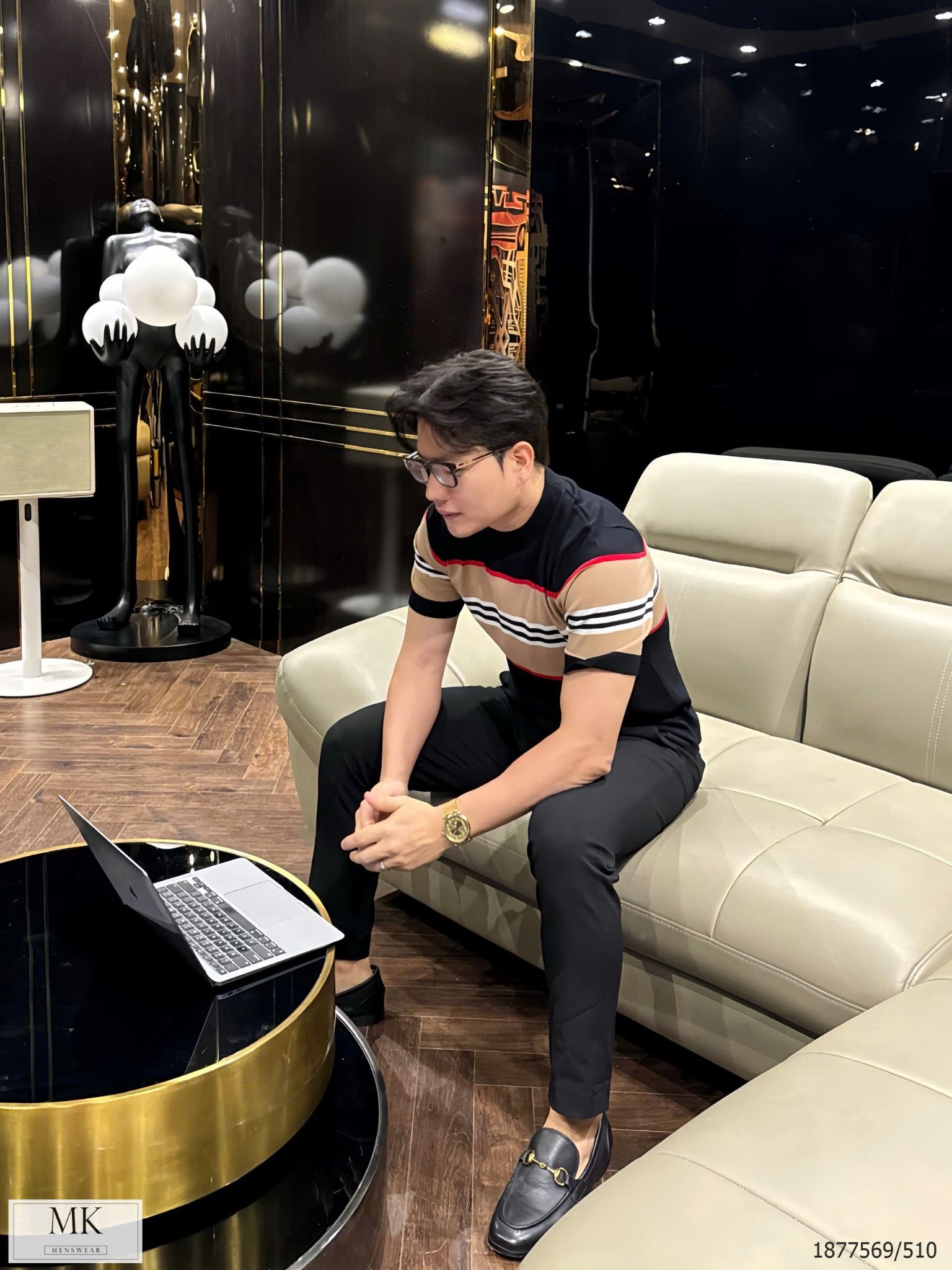 MK Áo Ngắn Tay Len Mongtoghi Ngắn Tay Nam Nữ B Màu Đen Logo 24
