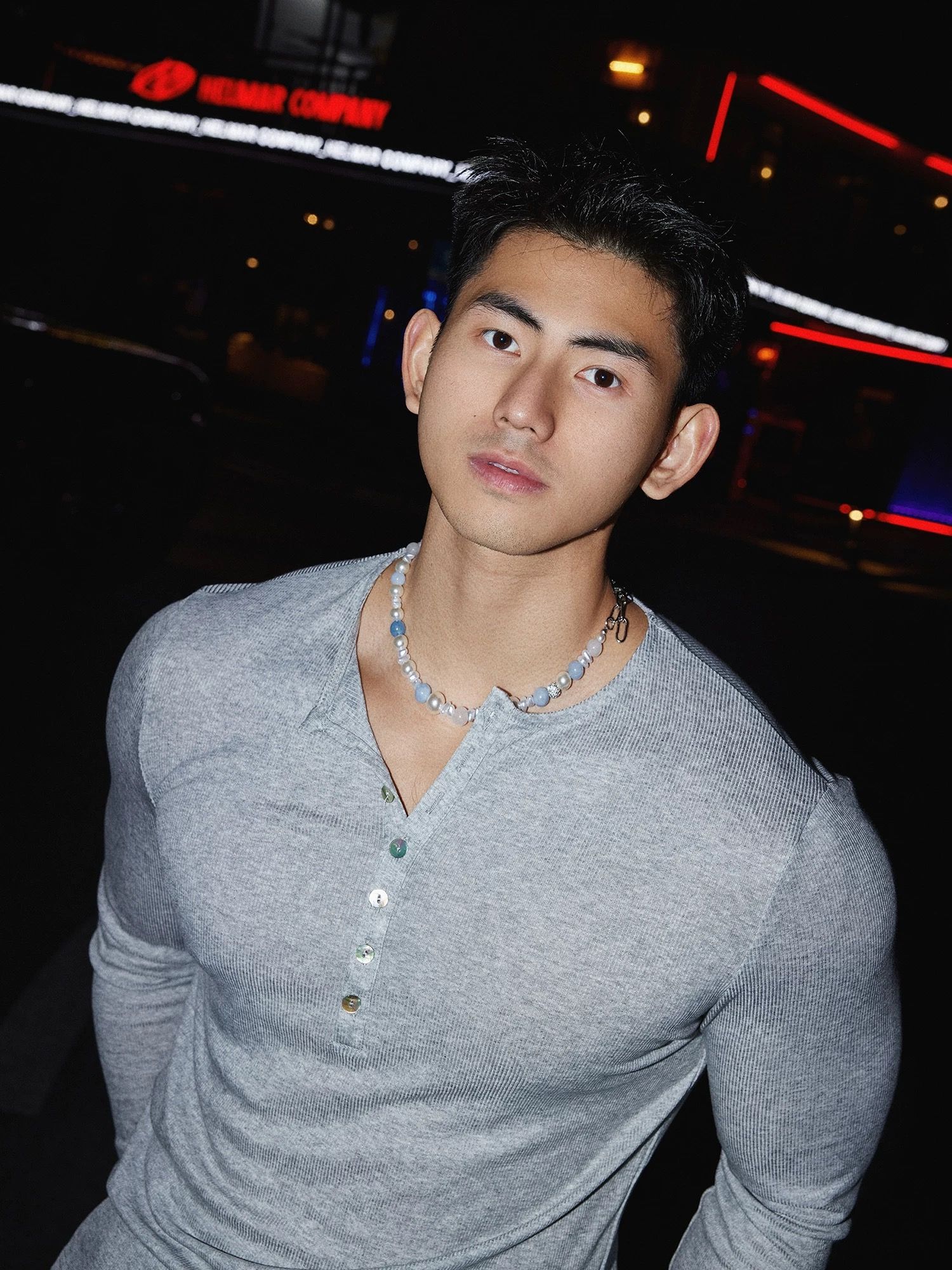 ÁO V NECK T80 XÁM
