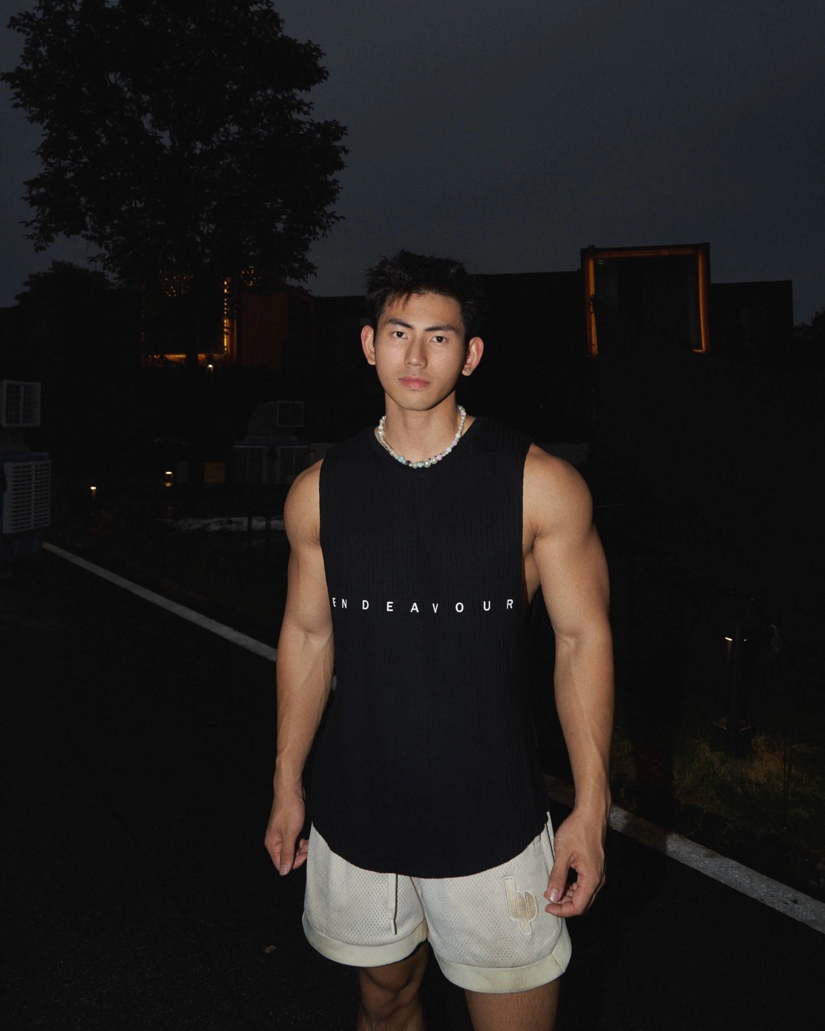TANK TOP AT72 ĐEN