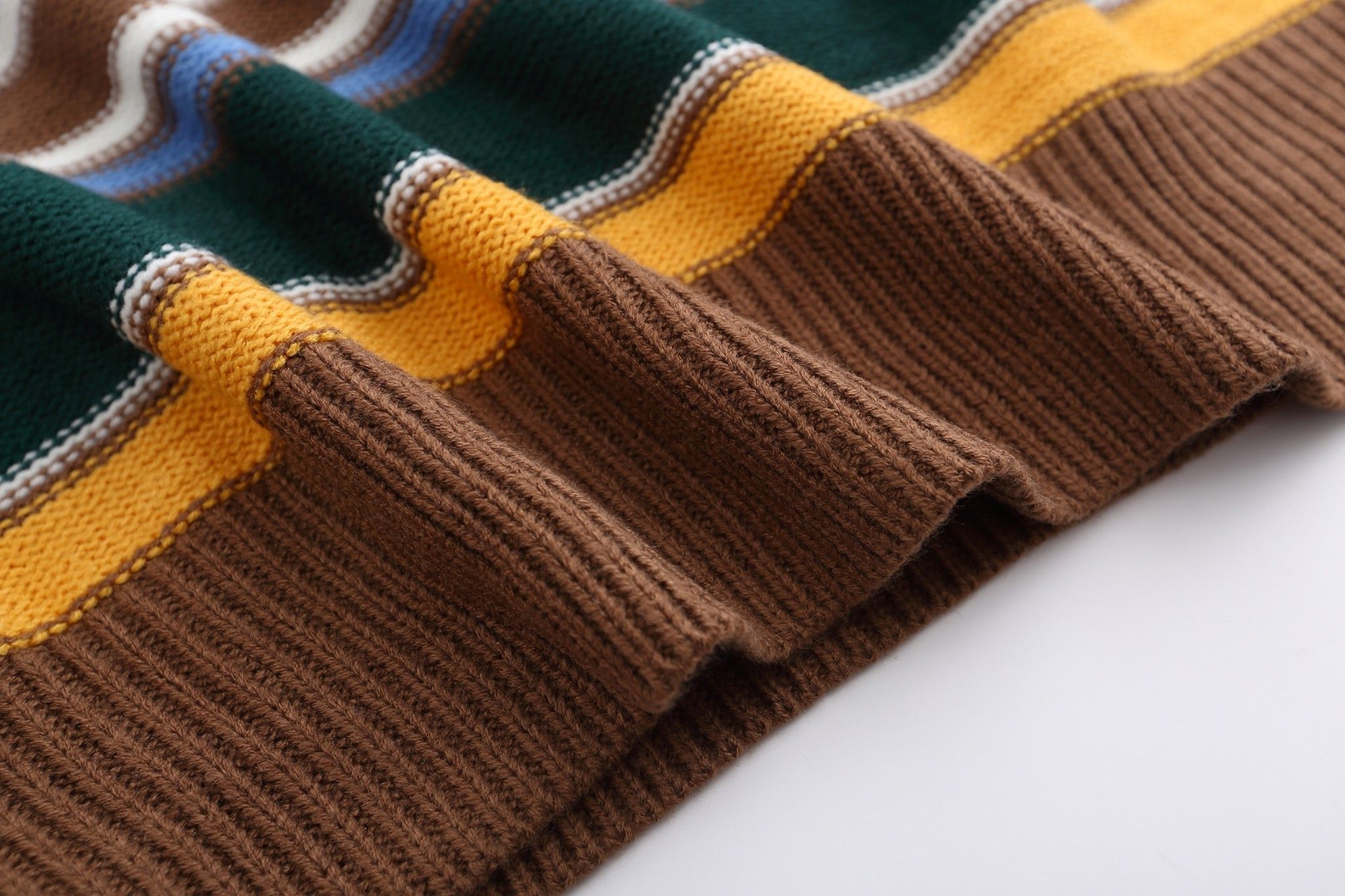 ÁO SWEATER 10
