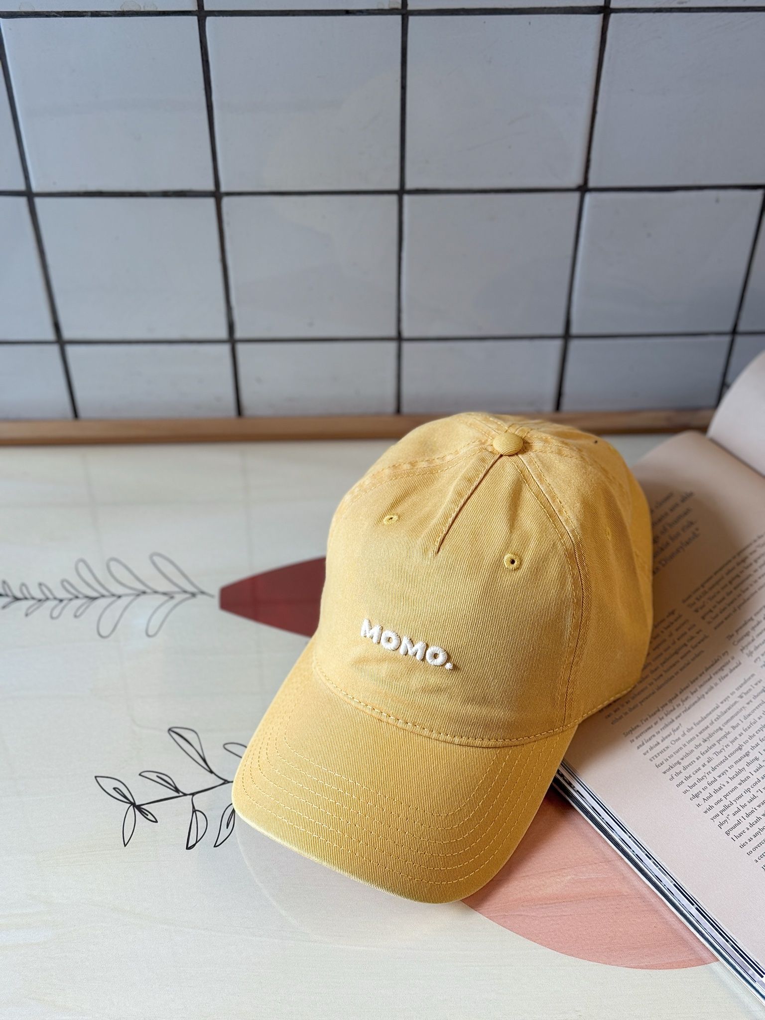 CAP MOMO YELLOW