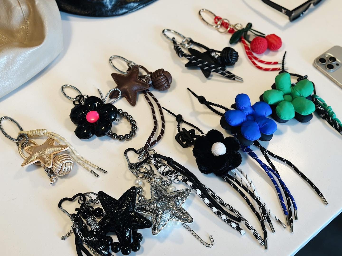KEYCHAIN COTTON FLOWER