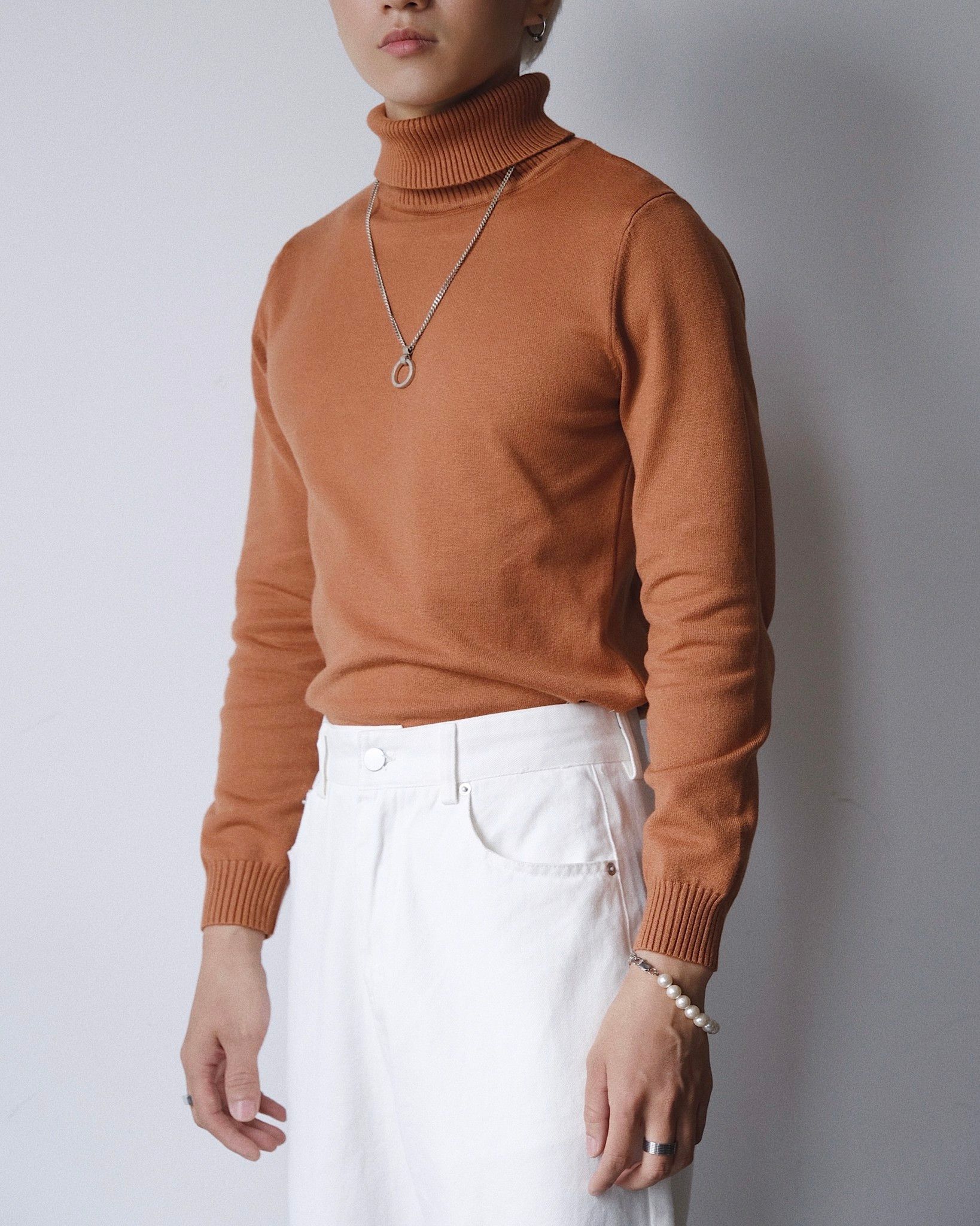 ÁO 832 NÂU CAM HIGHNECK SWEATER