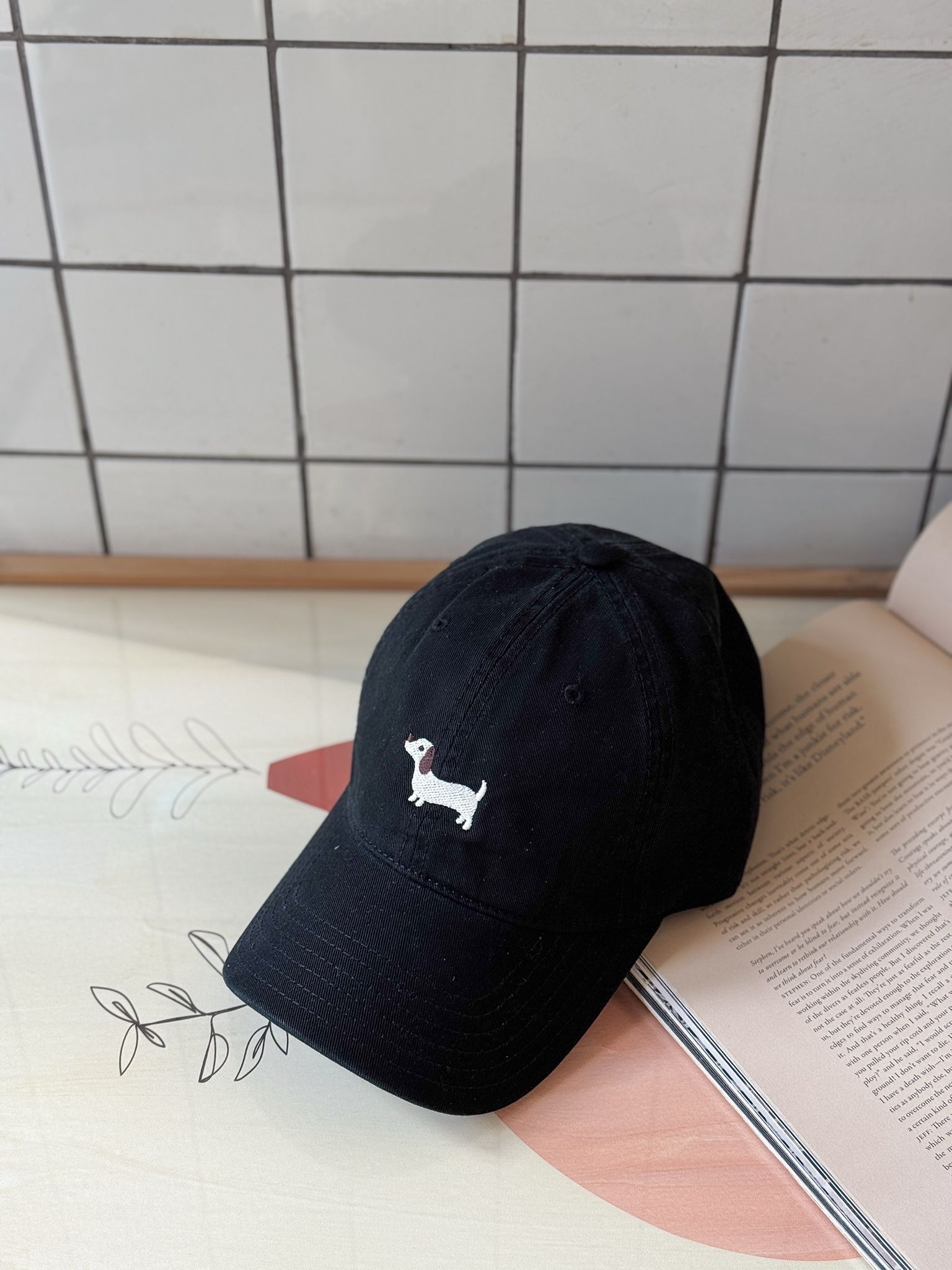 CAP DACHSHUND PUPPY BLACK