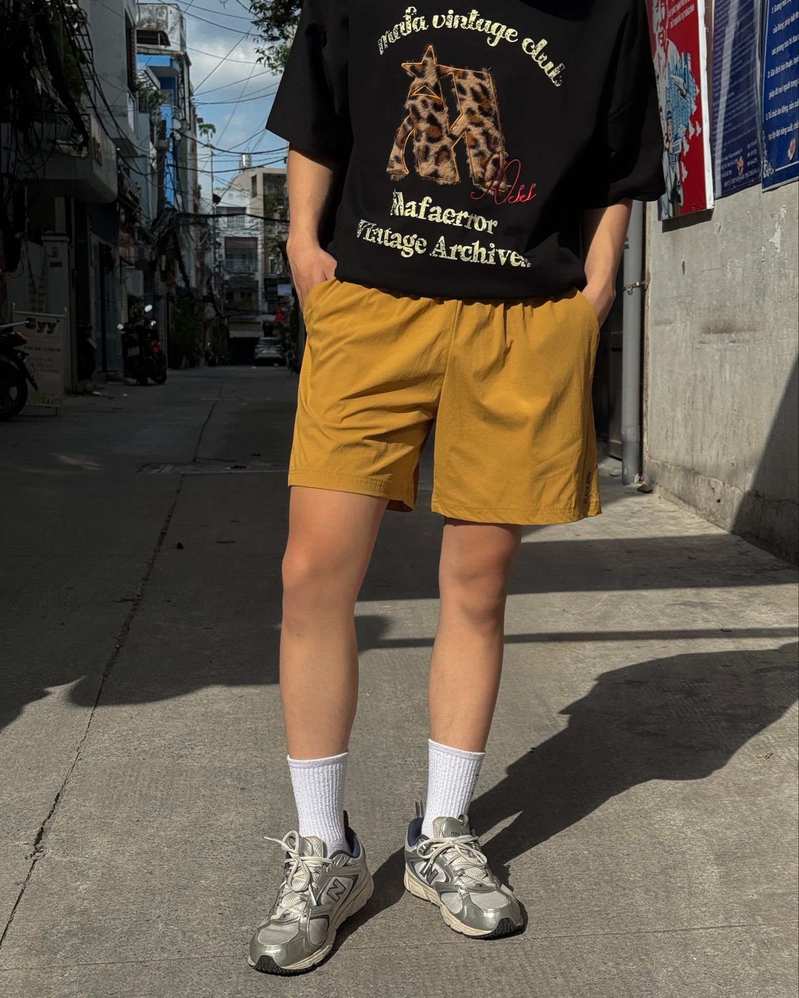SHORT 667 YELLOW