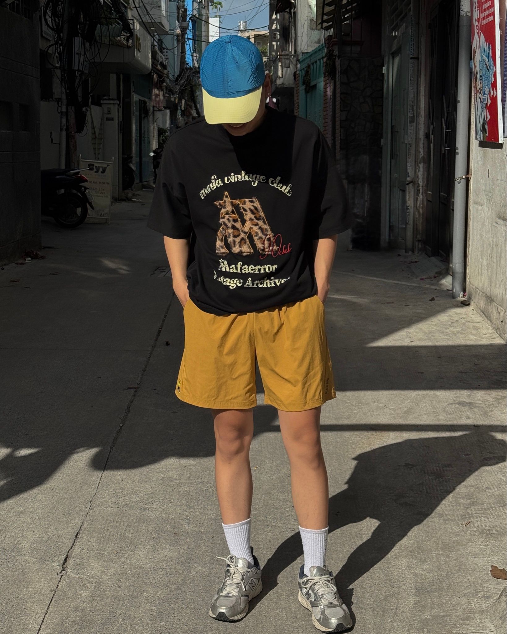 SHORT 667 YELLOW