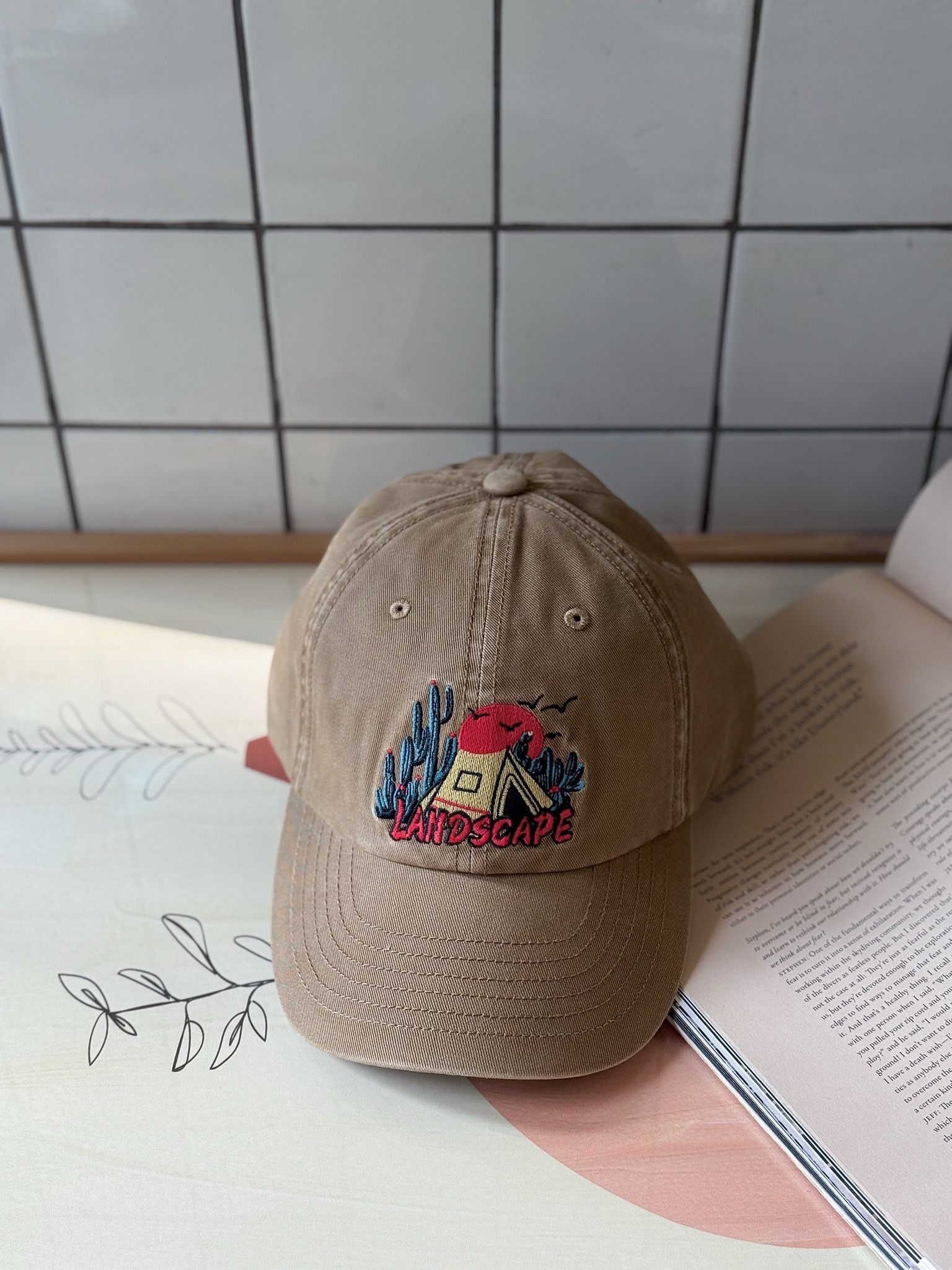 CAP LANDSCAPE CREAM