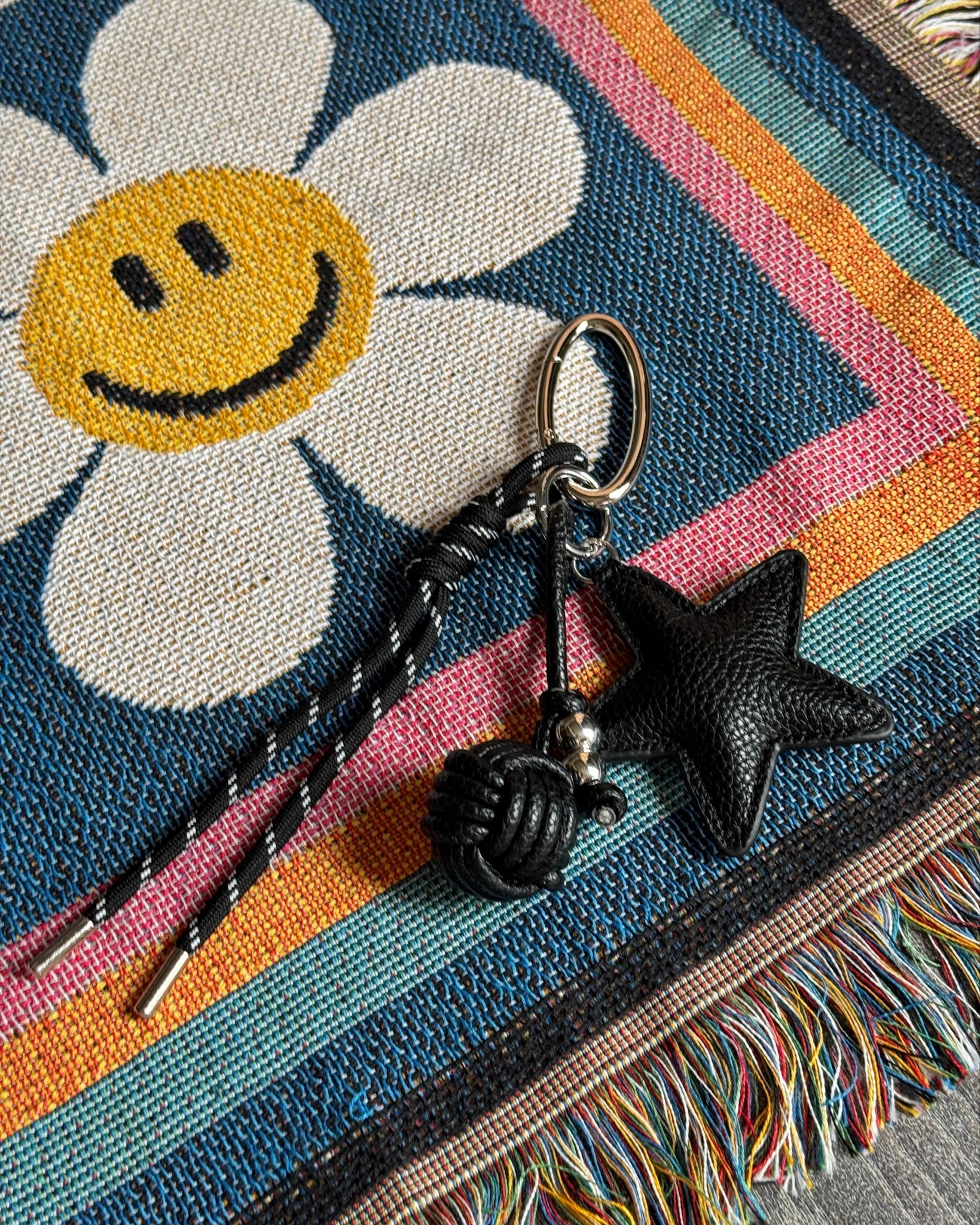 KEYCHAIN LEATHER STAR
