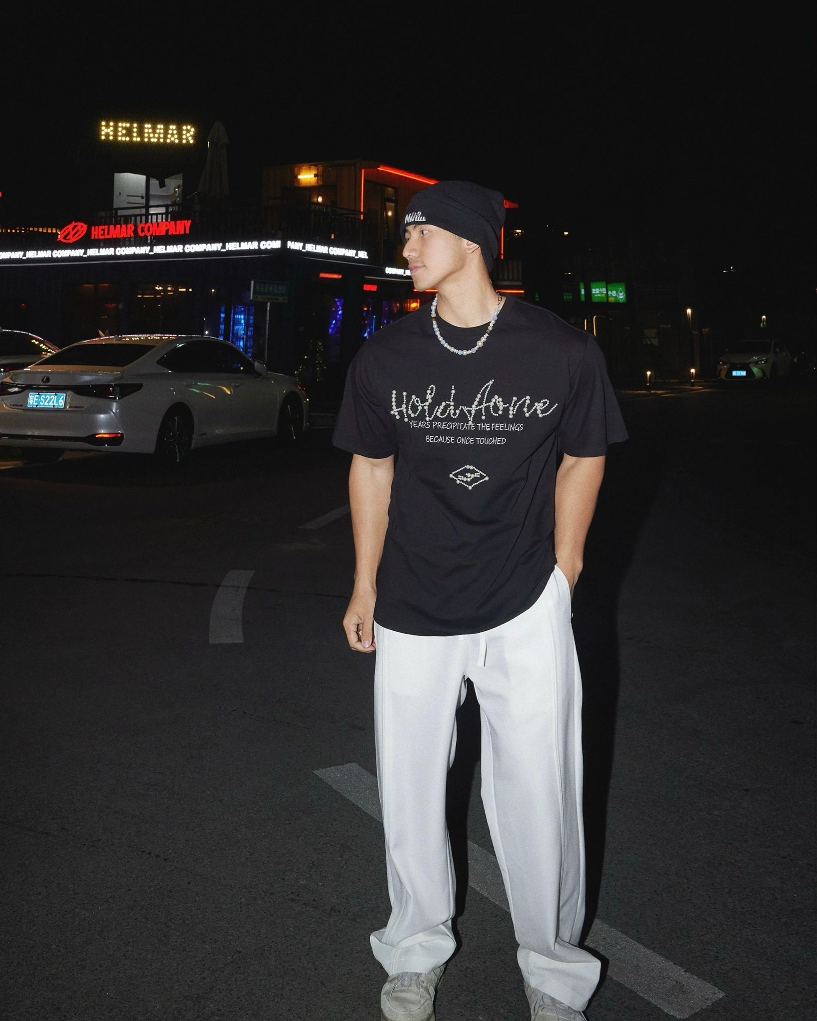 T-SHIRT 070 BLACK