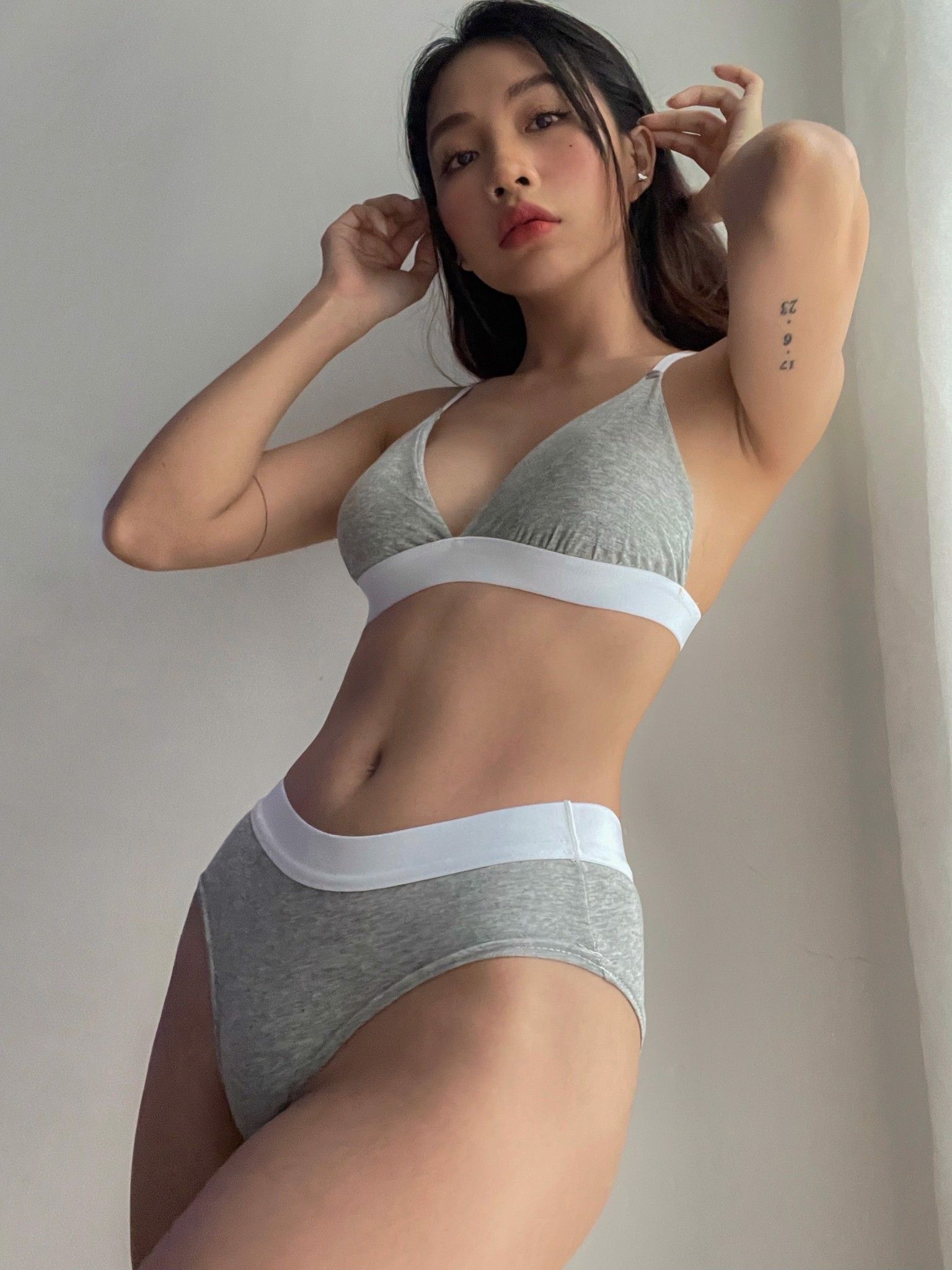 Áo KBG Đai Chui - Xám Đậm