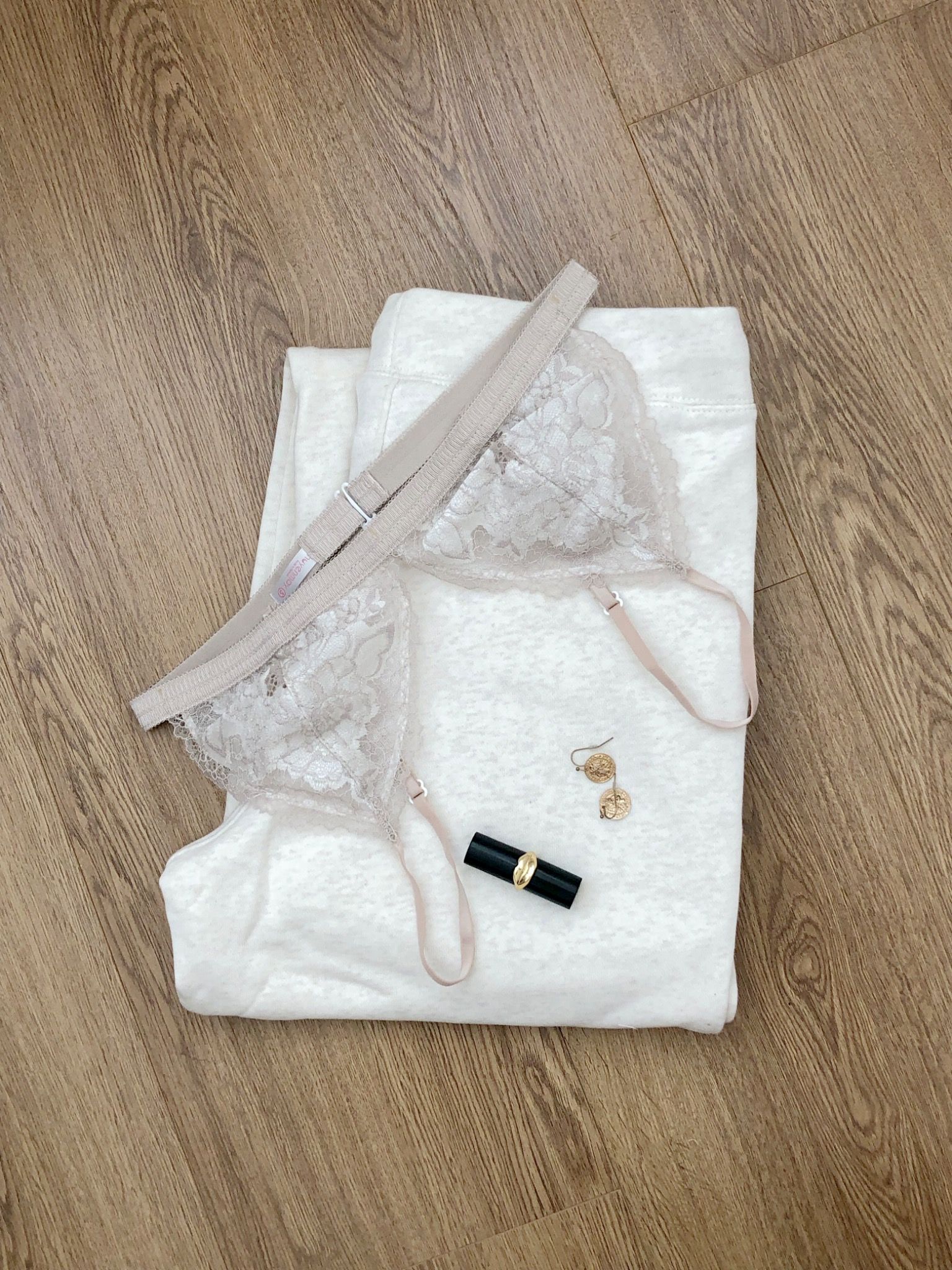 Áo Ren HOA VINTAGE dây mảnh