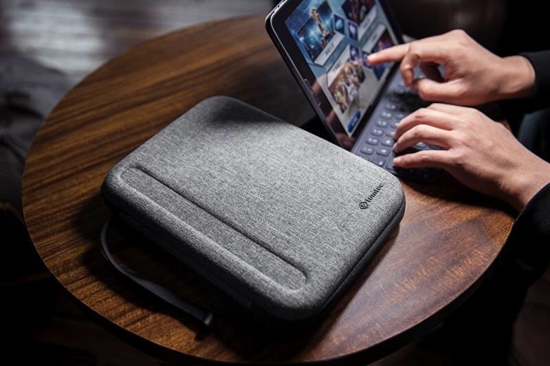 Túi Chống Va Đập Tomtoc (USA) Portfolio Holder Hardshell iPad Pro 11/10.5 inch & Tablet/Notebook