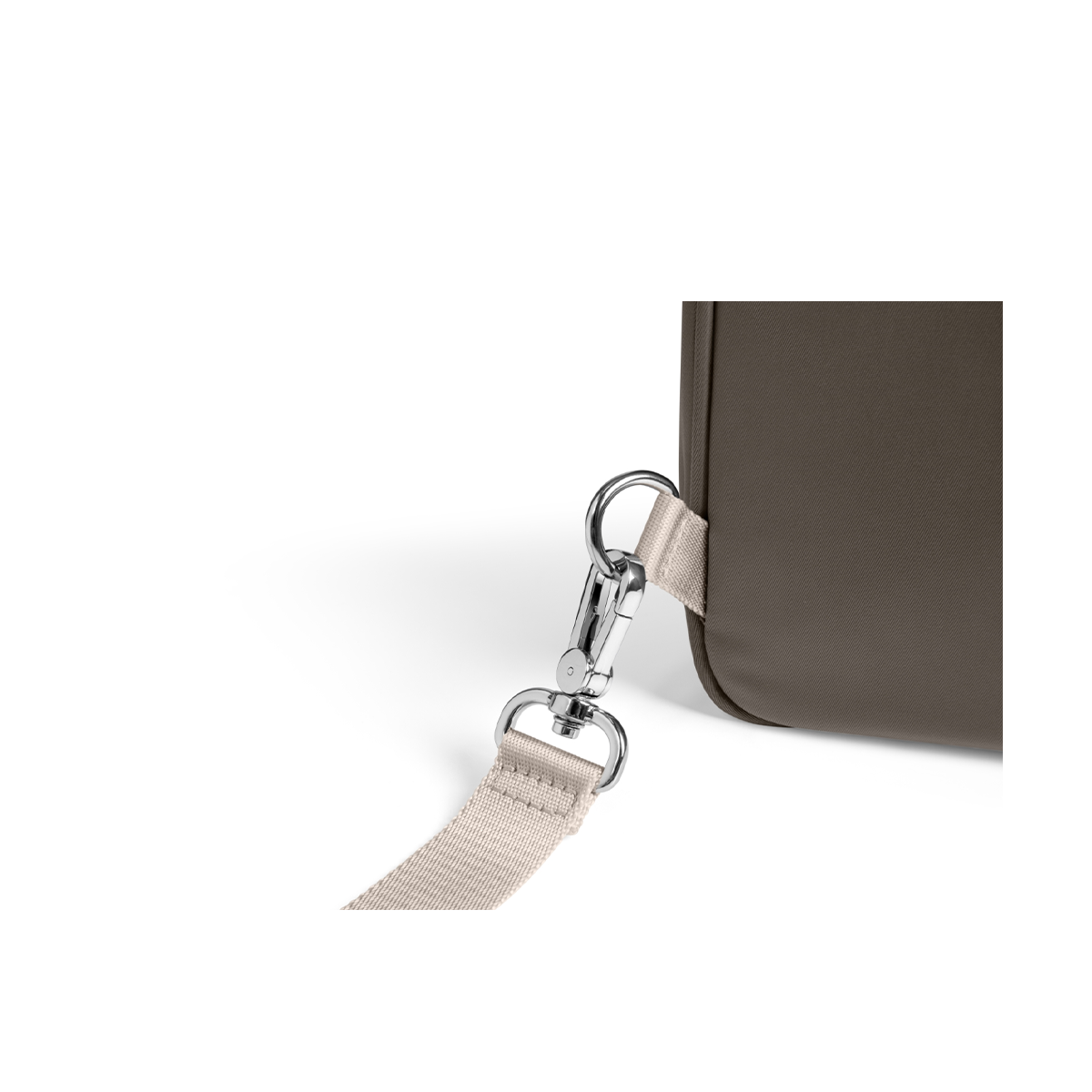 TÚI ĐEO KIÊM BALO TOMTOC (USA) SLASH SLING BAG TAUPE 11 INCH