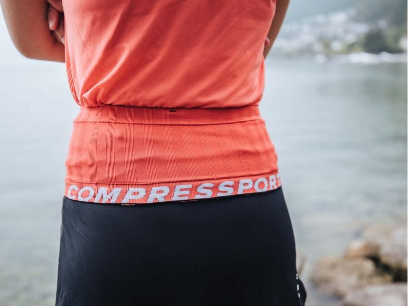 ĐAI CHẠY BỘ COMPRESSPORT FREE BELT- BLACK/CORAL