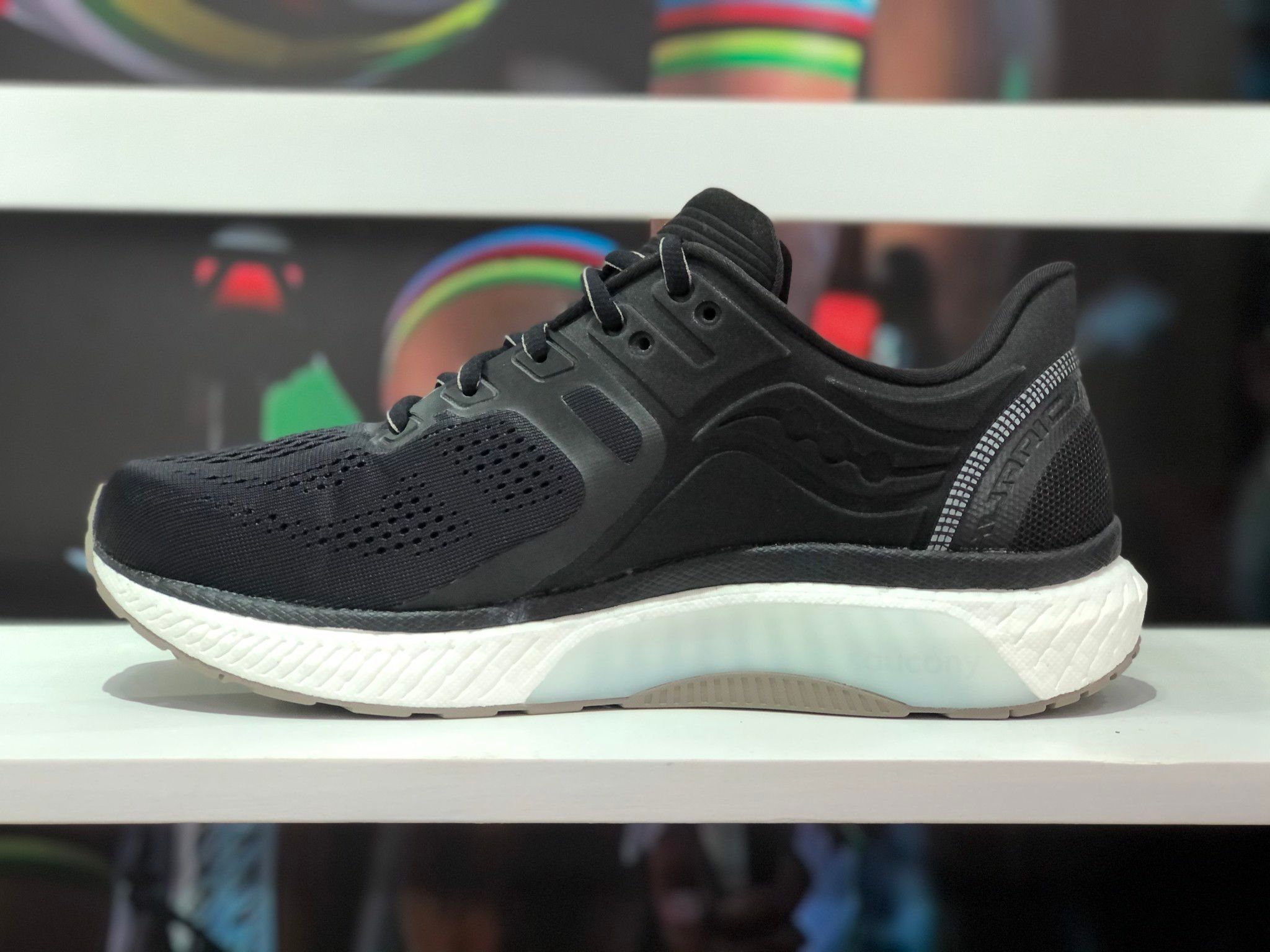 HURRICANE 23 - GIÀY CHẠY BỘ NAM SAUCONY